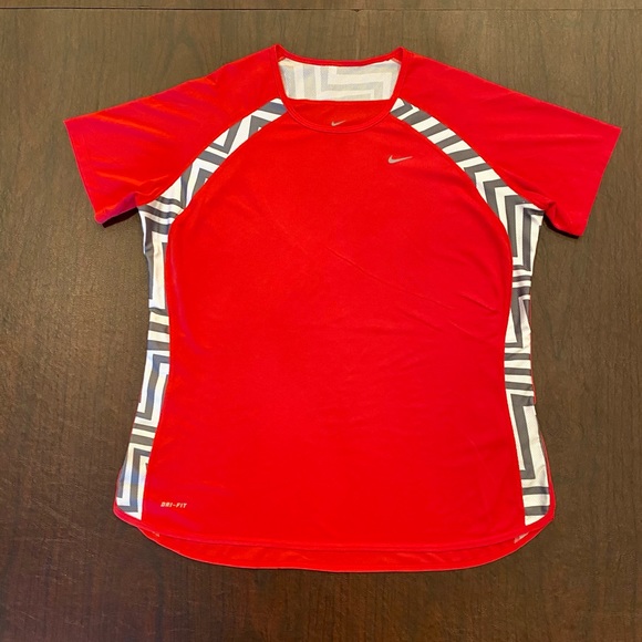 Nike Dry-Fit Top - Picture 1 of 4